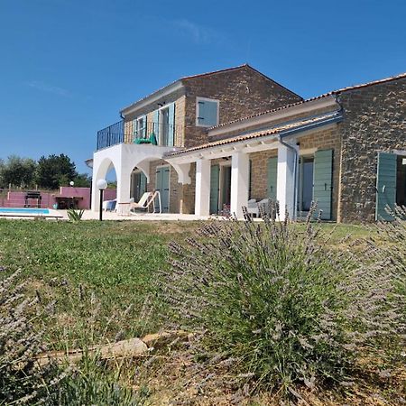 Villa San Silvestro Oprtalj Exteriér fotografie