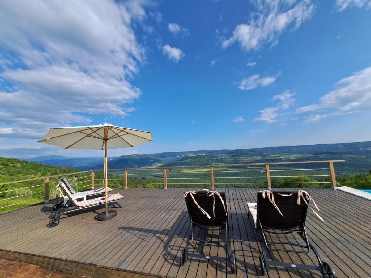 Villa San Silvestro Oprtalj Exteriér fotografie