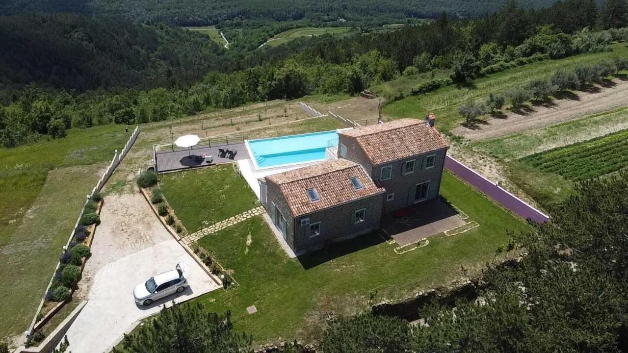 Villa San Silvestro Oprtalj Exteriér fotografie