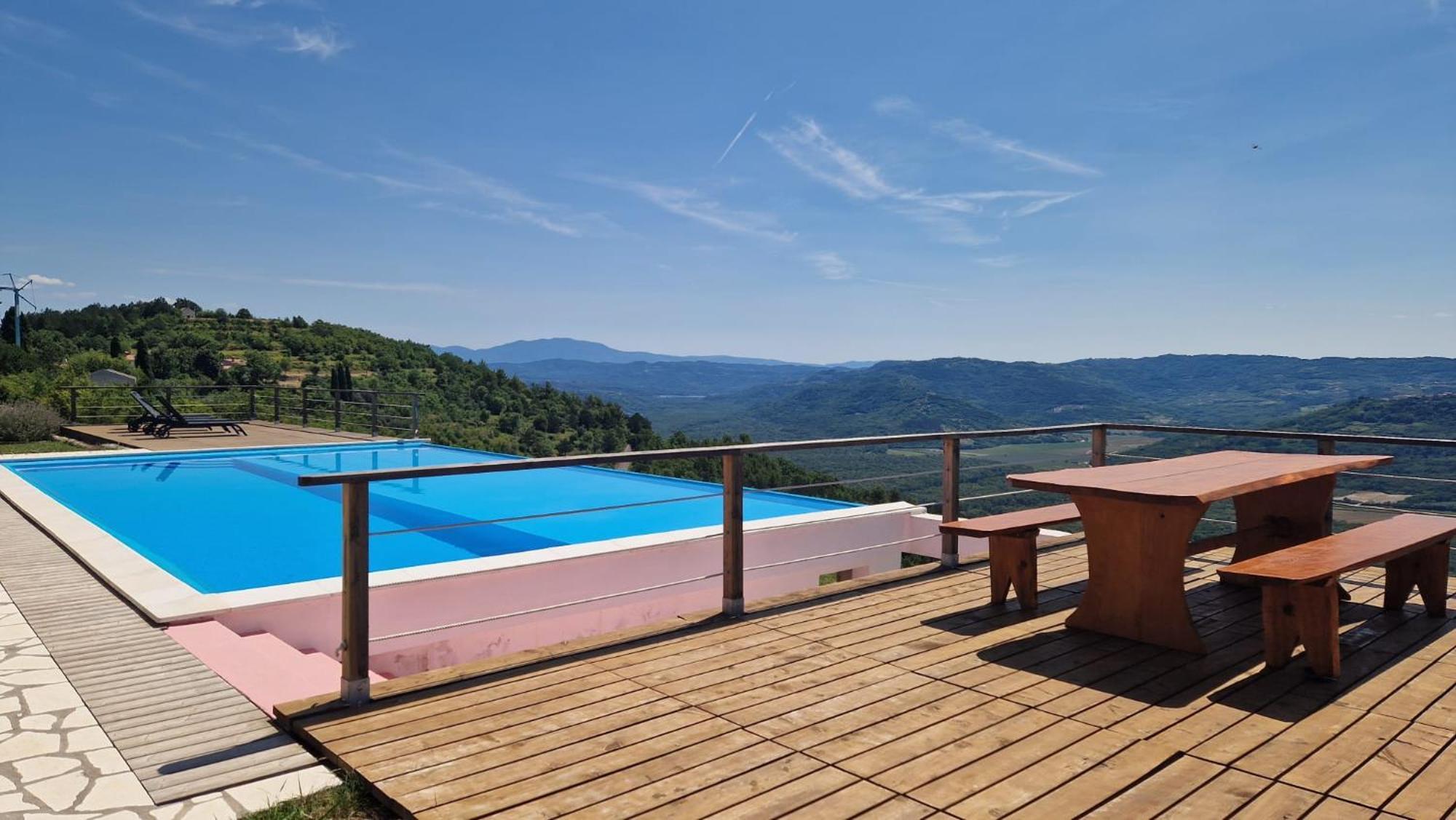 Villa San Silvestro Oprtalj Exteriér fotografie